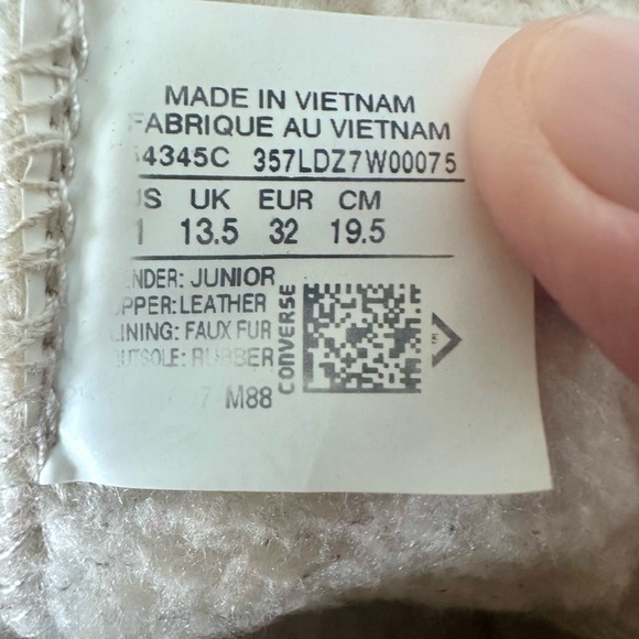 Converse Chuck Taylor - Picture 2 of 4